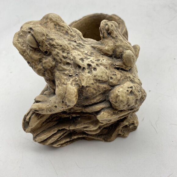 Vtg Pompadour Planter Frog w‎ Baby Figurine AF 77 Trinket Dish Faux Wood 4” - Picture 6 of 15